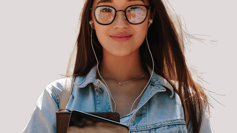 Schüler mit Brille